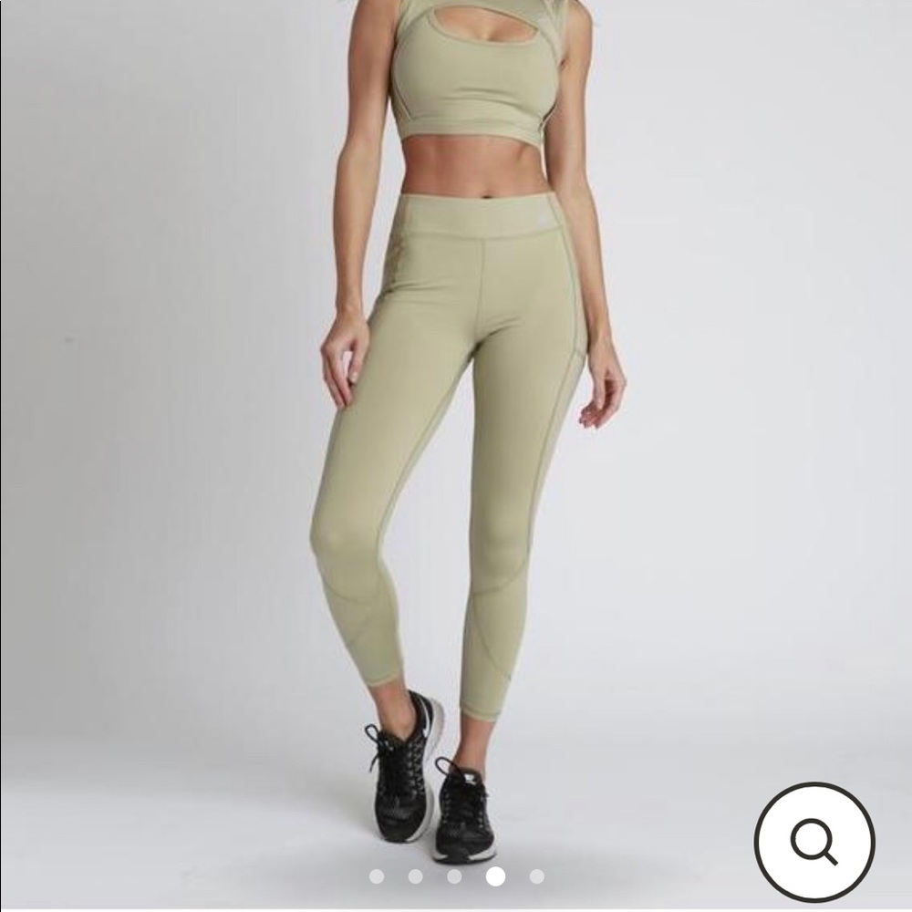 MOVI Activewear leggings